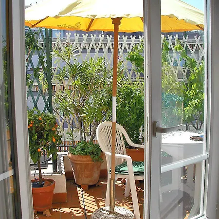 Otel Piron 2*